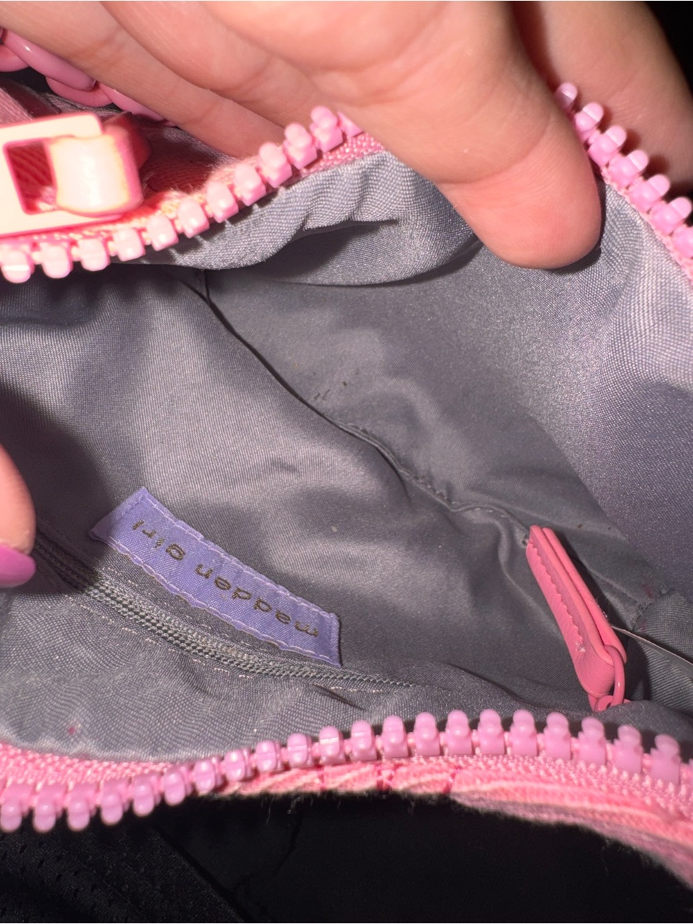 Madden Girl Pink Heart-Quilted Mini Shoulder Bag - Picture 4 of 4